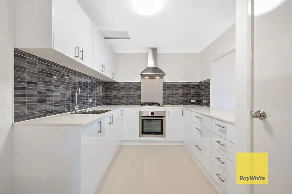 9/2-8 Palmerston Street, St James, WA 6102