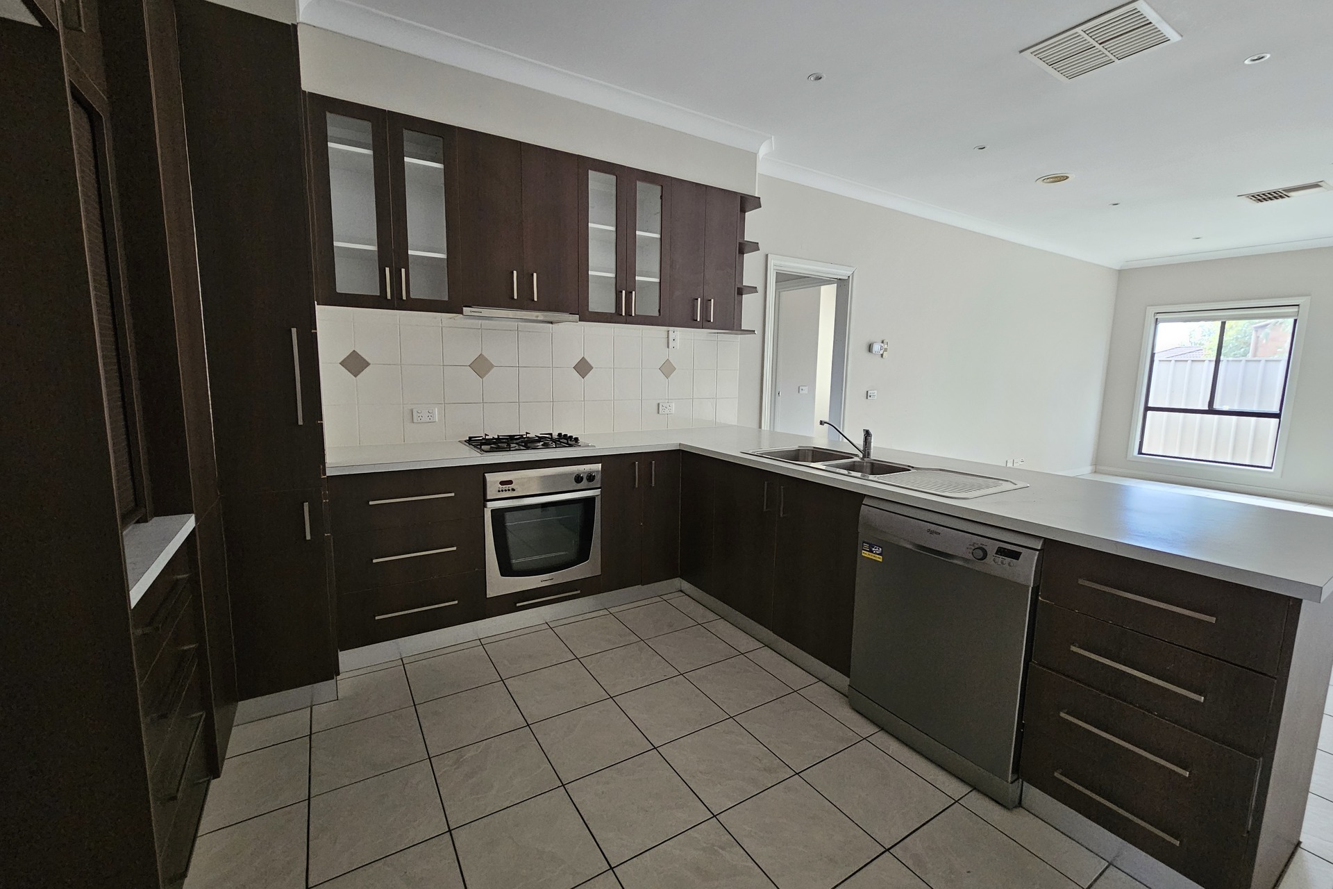 UNIT 2 15 NOEL ST, WODONGA VIC 3690, 0房, 0浴, Townhouse