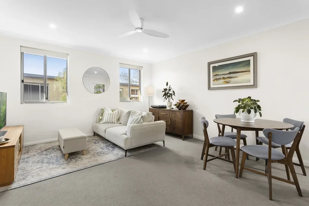 Light-Filled Apartment in Premium Lifestyle Location
