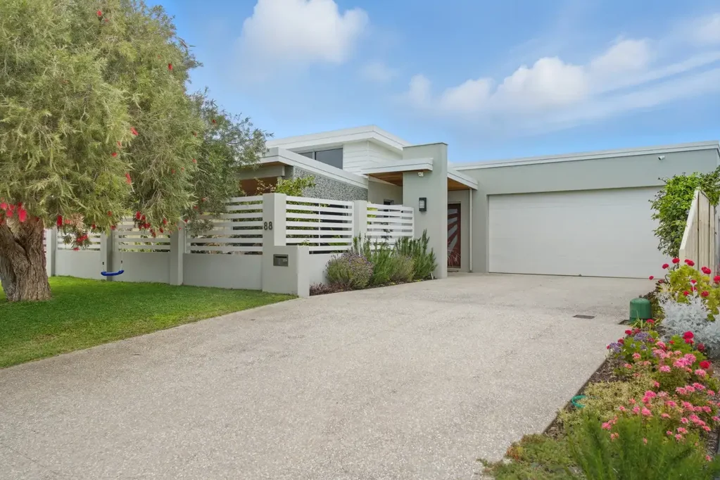 Busselton 3ห้องนอน Modern Comfort in Central Busselton