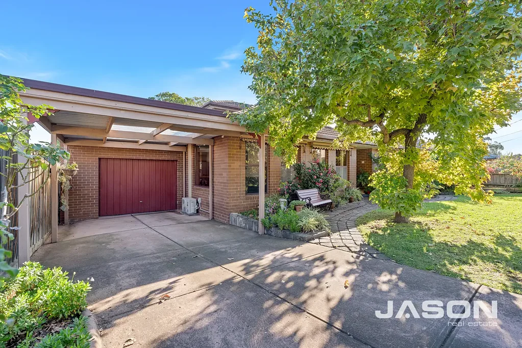 Tullamarine 5Moenga A Timeless Family Home