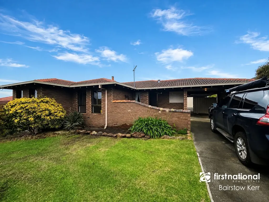 Spacious Family Home with Powered Shed