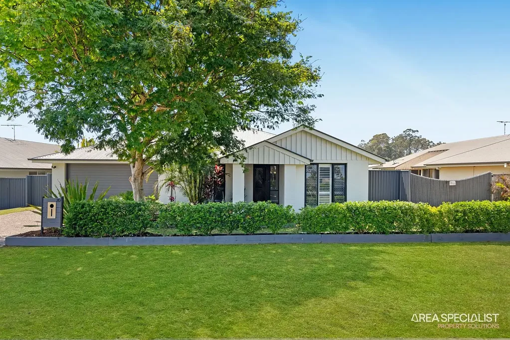 Ormeau 4房  Modern Entertainer’s Oasis | Family Home with Flexible Living & Room for a Pool