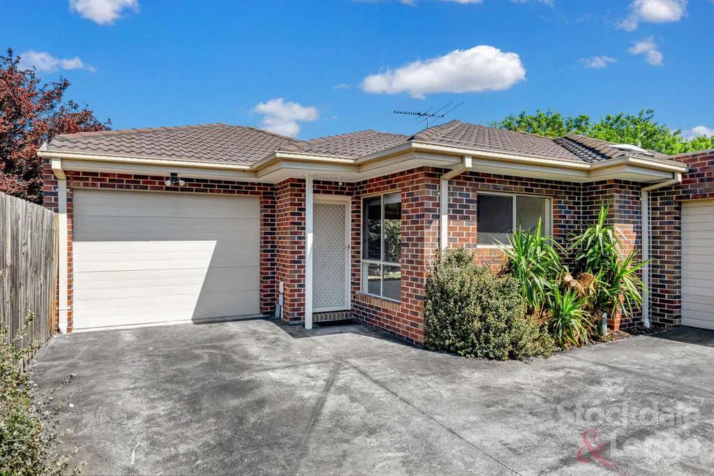2/25 Ortolan Avenue, Broadmeadows, VIC 3047