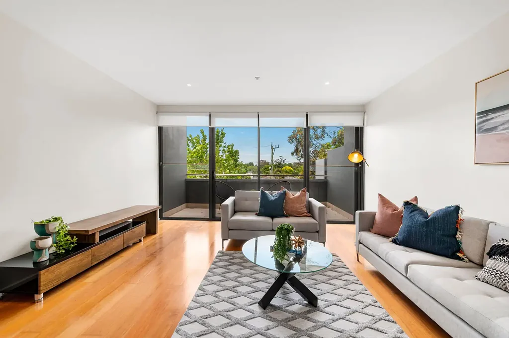 4/19-21 Railway Road, Blackburn, VIC 3130