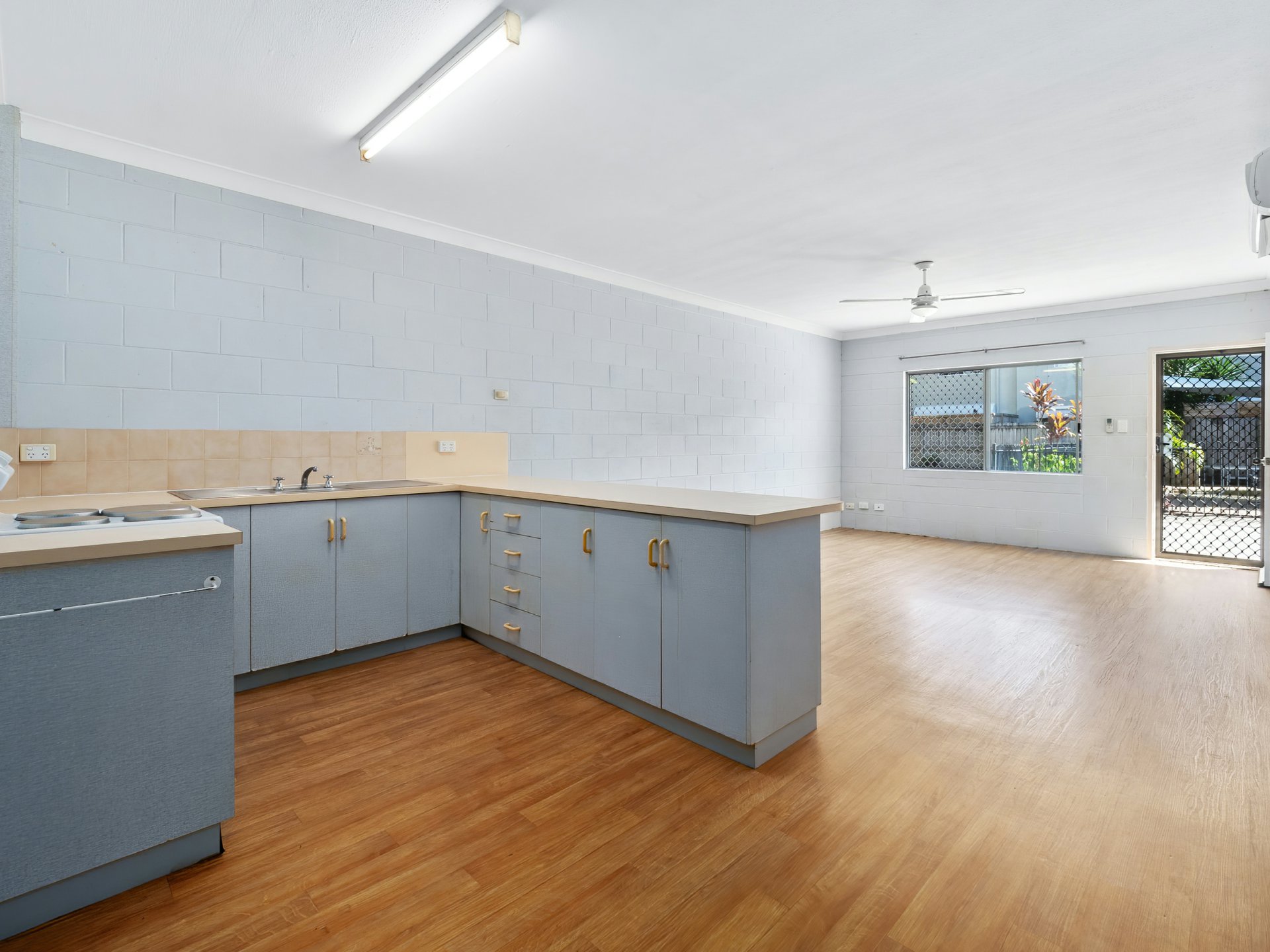 527-529 VARLEY ST, YORKEYS KNOB QLD 4878, 0房, 0浴, Unit