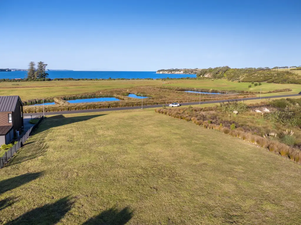Okura Premium Weiti Bay Section – 1,638m² of Coastal Beauty