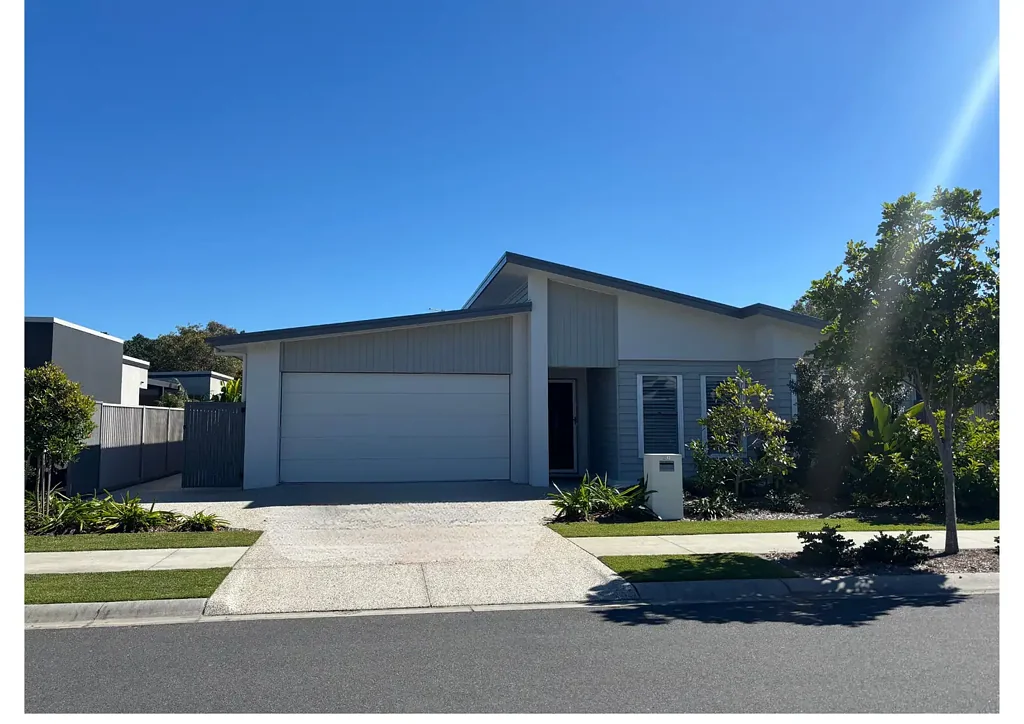 20 Emilia Close, Banksia Beach, QLD 4507