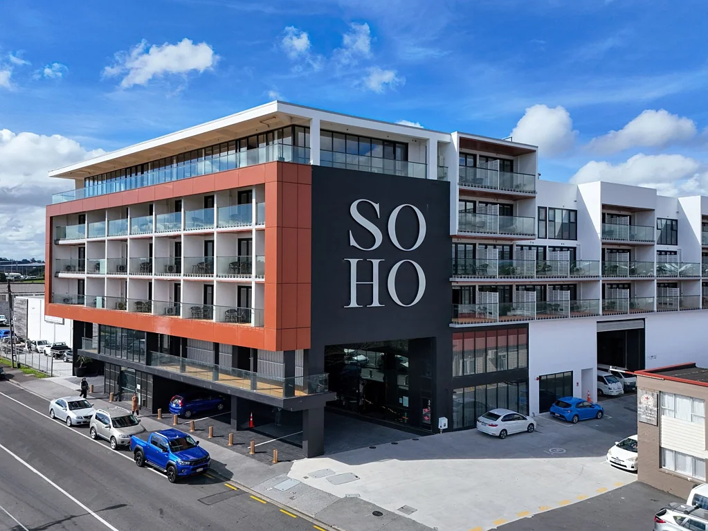 Mount Roskill 127 – Key Hotel | Mixed-Use Income | Upside
