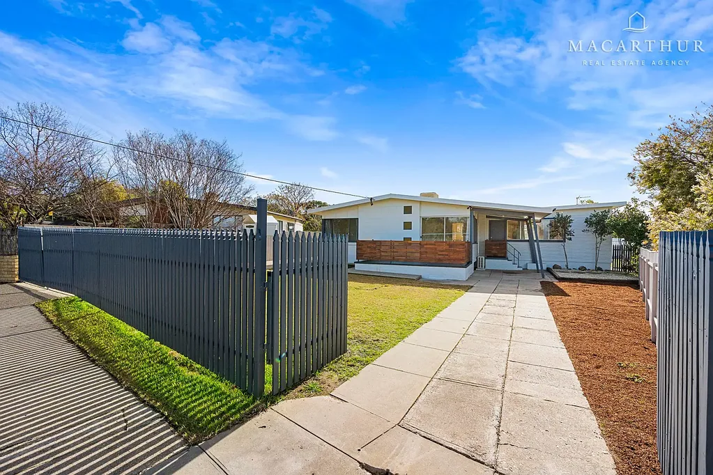 Ashmont 4房  Freshly Renovated Home with Shed