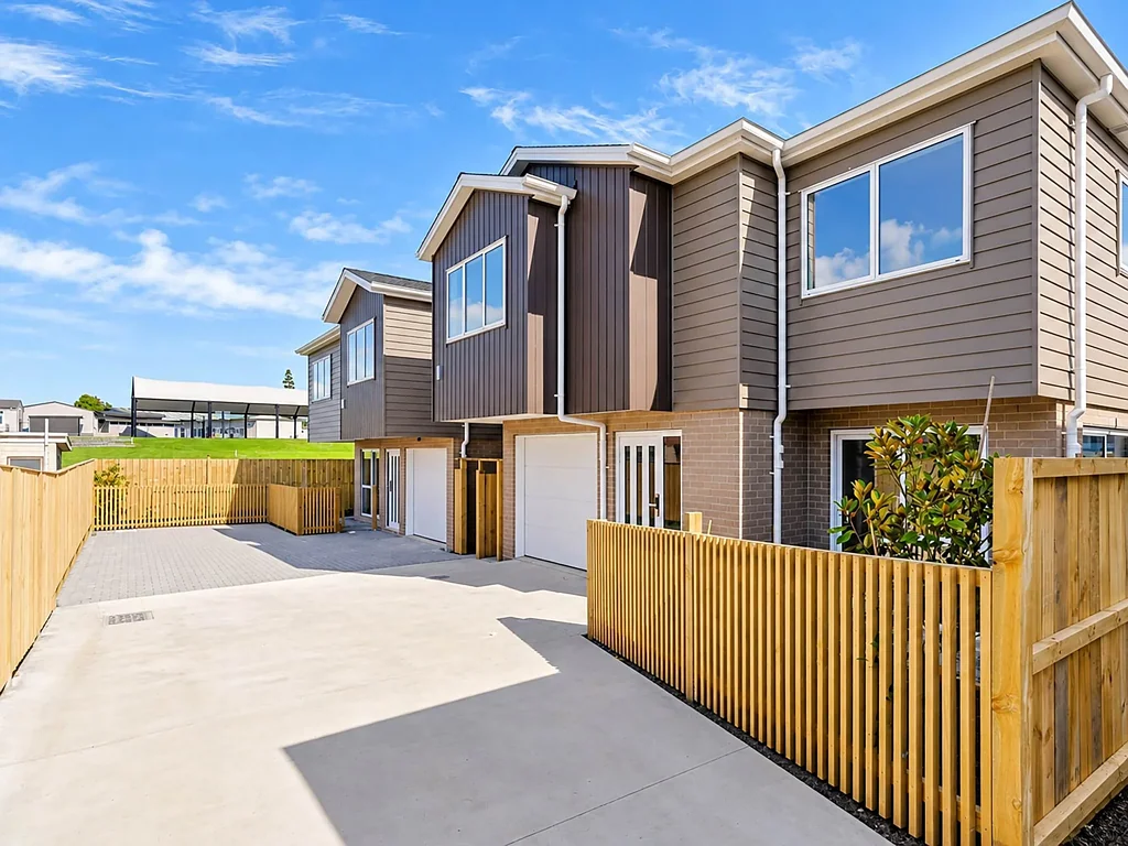 Mangere East 5Kwarto **BRICK LOVERS ALERT!  Brand-New, Standalone M...