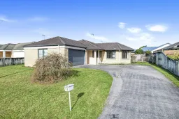 12 Farnham Close, Rototuna North