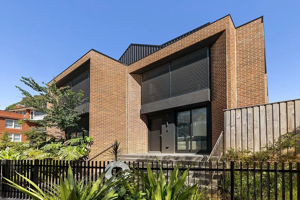 Wahroonga 3chambre Near New Luxurious Townhouse