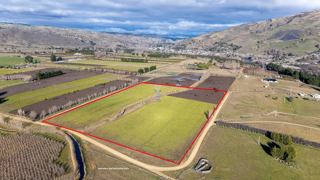Roxburgh  Sunny Section - Your Dream Home Awaits!