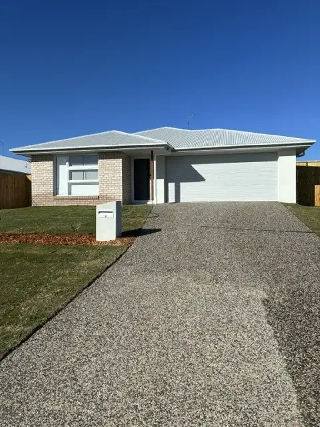 4 Bedroom Gem!