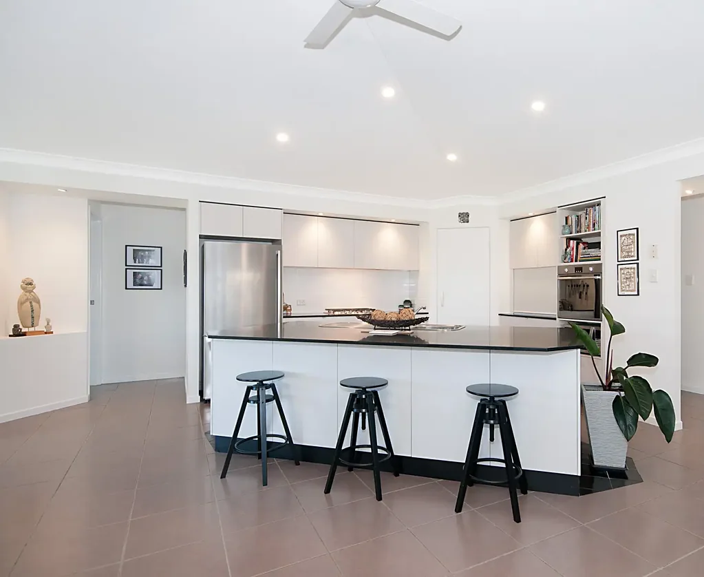 Large family home - available furnished or un-furnished
