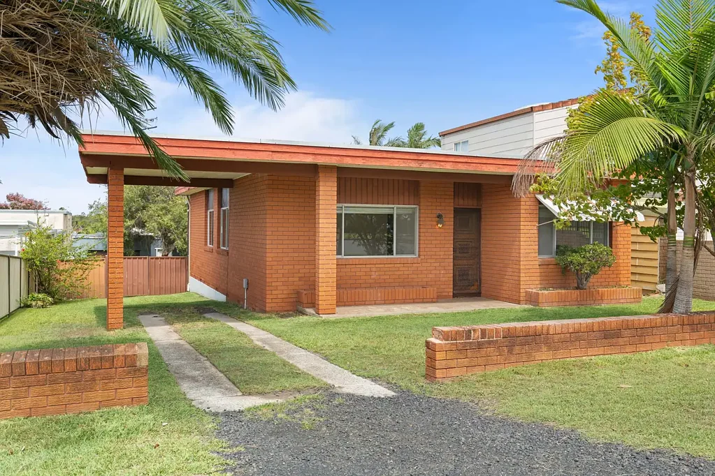 68 Hume Boulevard, Killarney Vale, NSW 2261