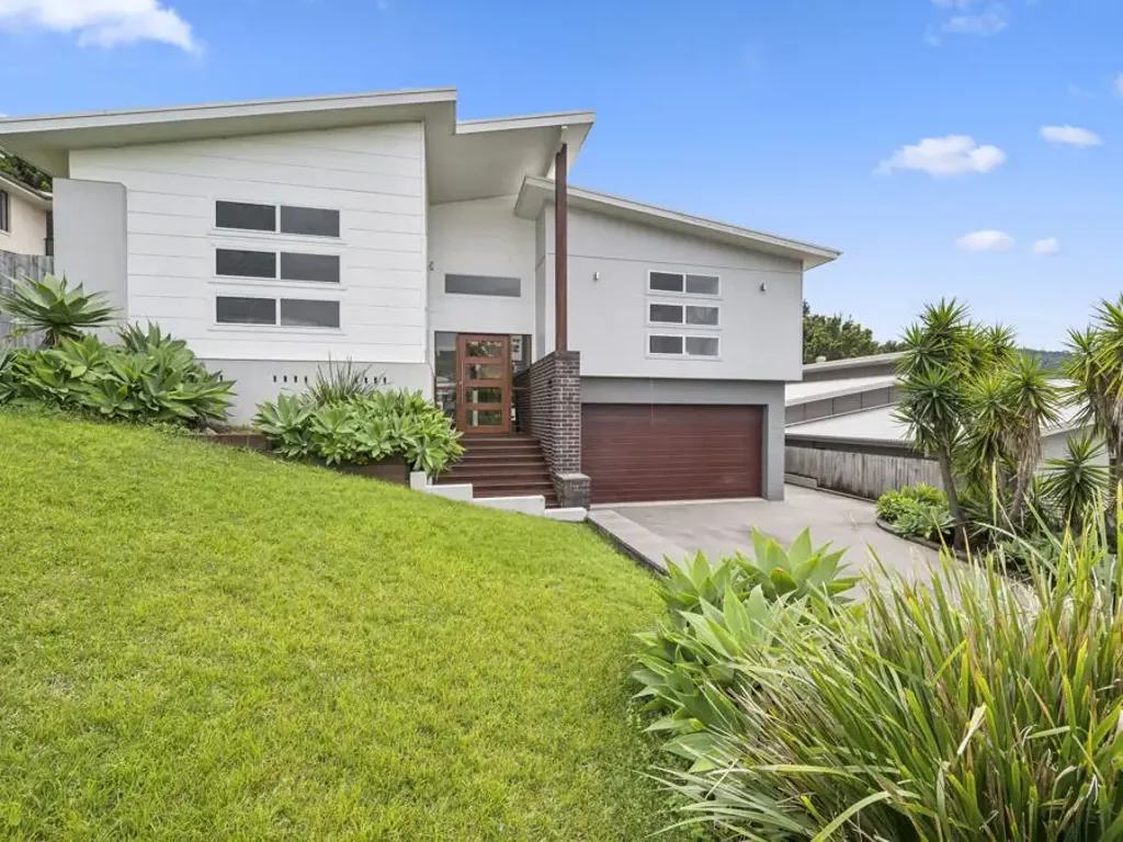 10 Mawson Close, North Boambee Valley, NSW 2450