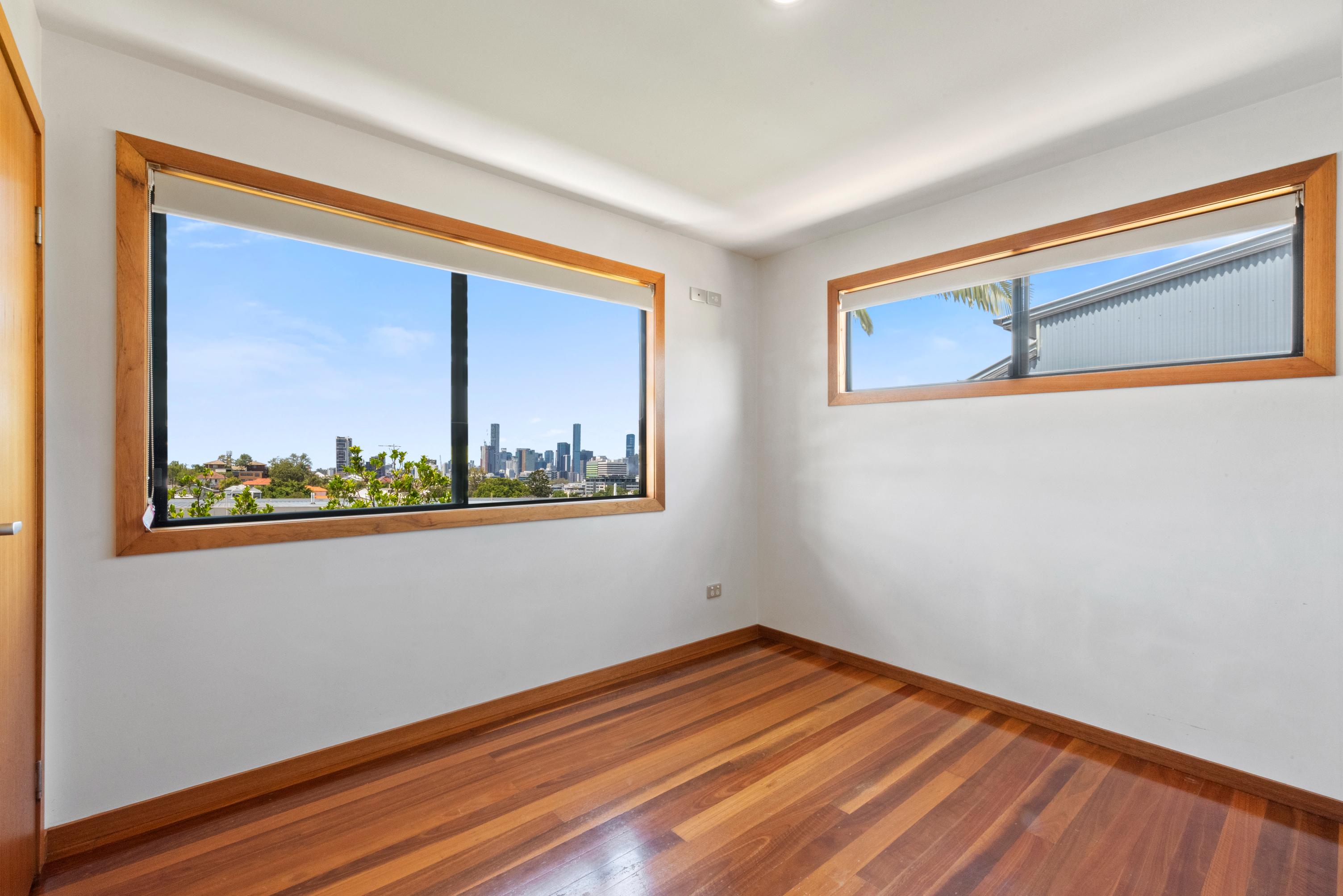 11 AUCHENFLOWER TCE, AUCHENFLOWER QLD 4066, 0 Kuwarto, 0 Banyo, Townhouse