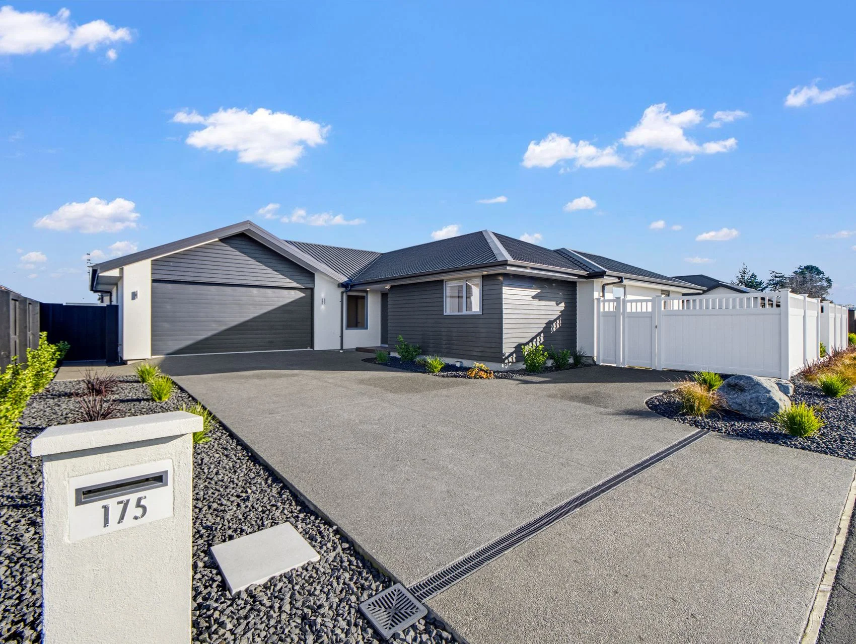 Rangiora 3غرفة نوم Modern Comfort with Practical Family Living