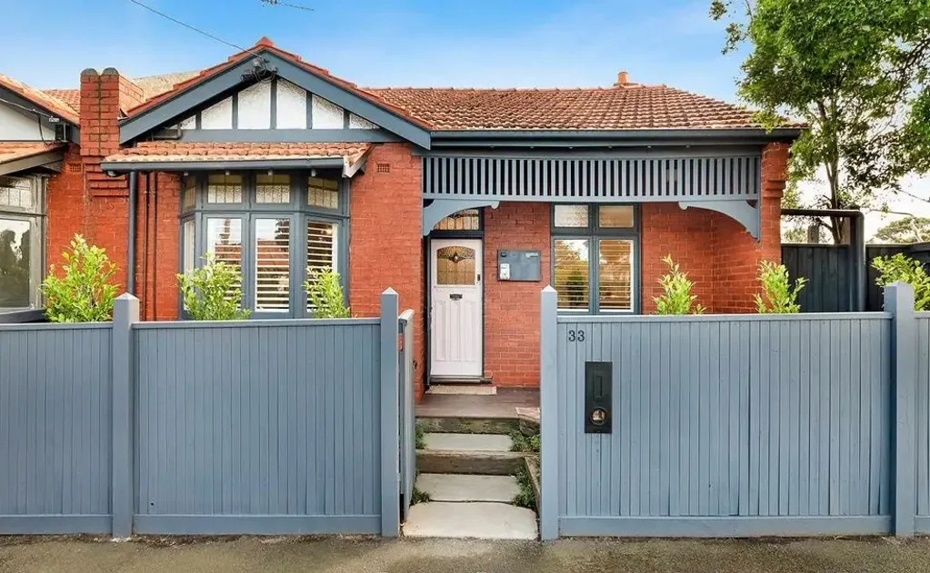 STUNNING EDWARDIAN WITH SECURE OFF-STREET PARKING!