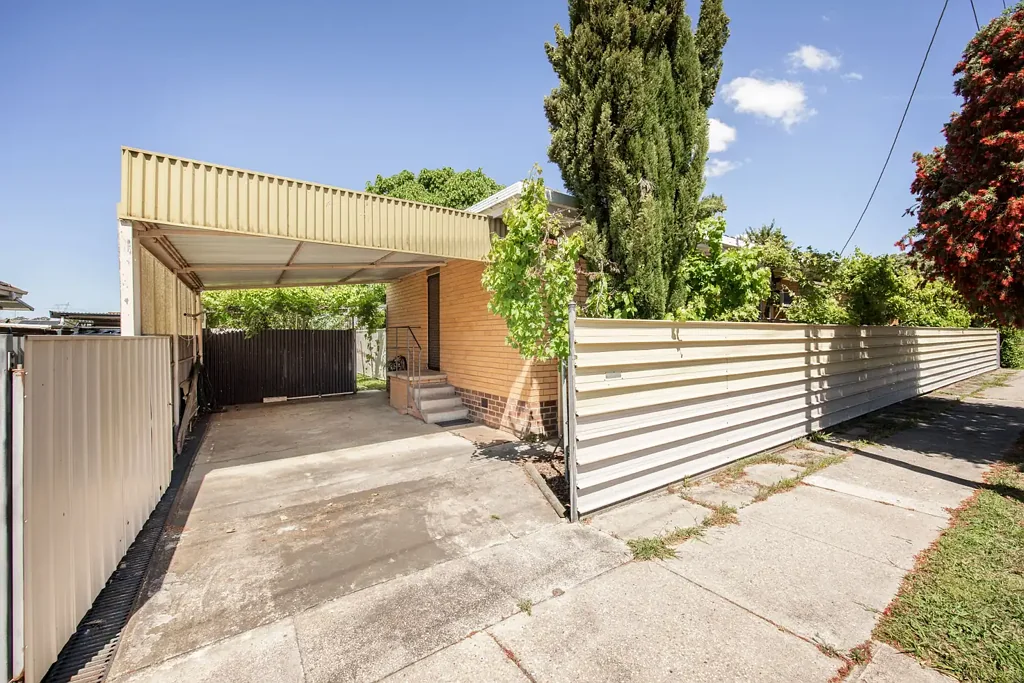 Charming & Convenient Unit in Central Wodonga
