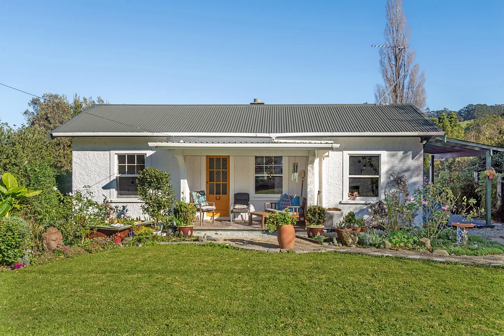 Outer Kaiti 2Moenga A unique opportunity