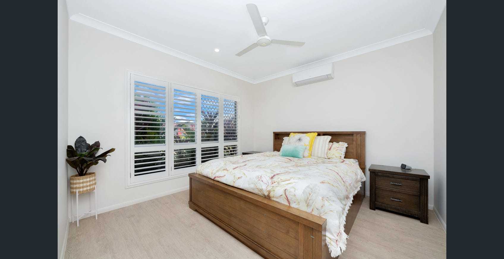 16 WIGTON CT, BUSHLAND BEACH QLD 4818, 0 غرف, 0 حمامات, House