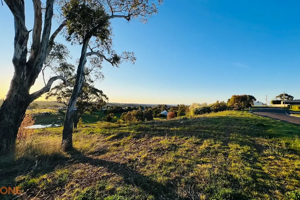 2 Kanzi Close, Orange, NSW 2800