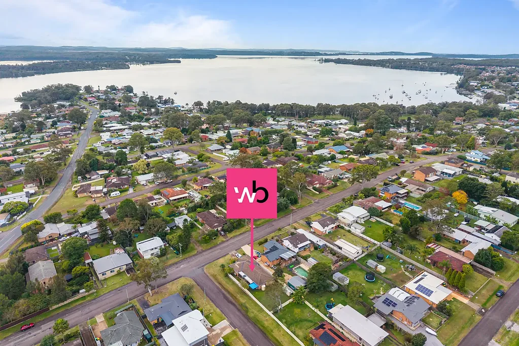 Bonnells Bay 4બેડરૂમ Solid Family Home with Corner Block Potential