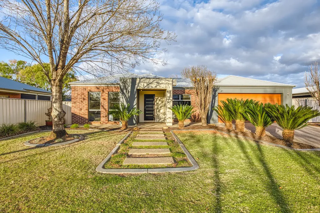 4 Casuarina Way, Buronga, NSW 2739