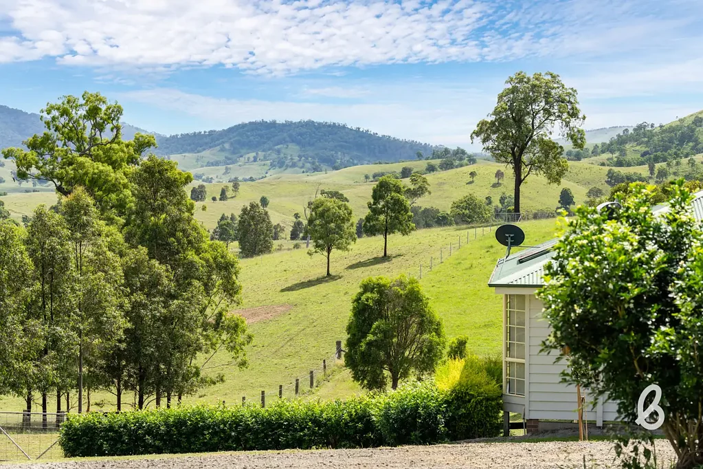 Singleton "BRAEVIEW" | COUNTRY ESCAPE