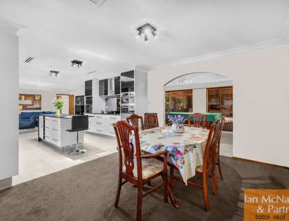 33 Severne Street, Greenleigh, NSW 2620, 5 Bedrooms, 3 Bathrooms, House