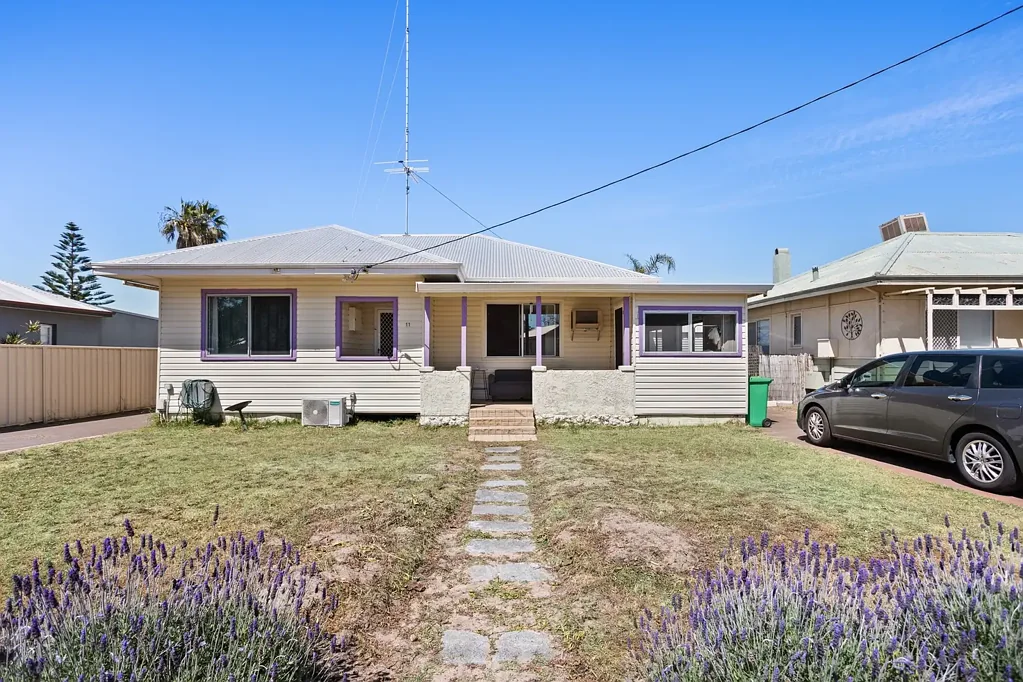 11 Ecclestone Street, South Bunbury, WA 6230
