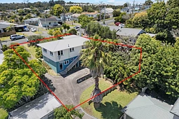 1/192 Verbena Road, Birkdale