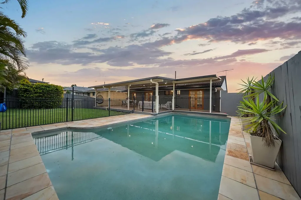 28 Danina Street, Mansfield, QLD 4122
