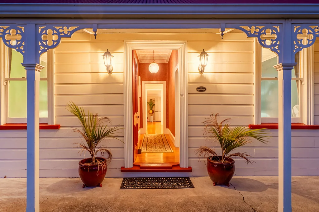 Whitianga 3房  MODERNISED HISTORIC CBD RESIDENCE - WALK TO BEACH