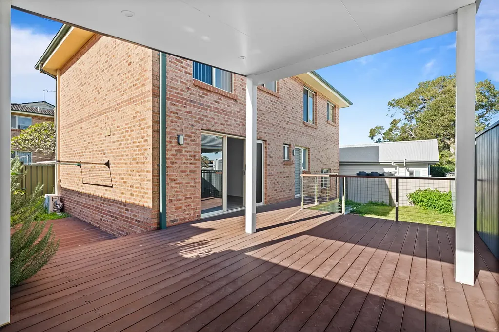 Coastal Family Living with Low Maintenance
