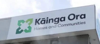 枪支、金属棍袭击，公屋租客遭极端霸凌，肇事人在警局三进三出，公屋署离奇失职