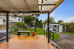 27 Harrington Road, Henderson