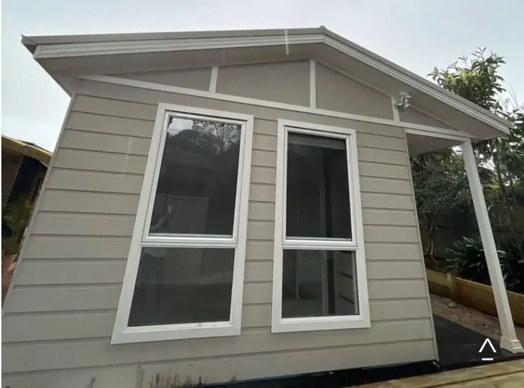 Modern Two Bedroom Granny Flat with Car Space