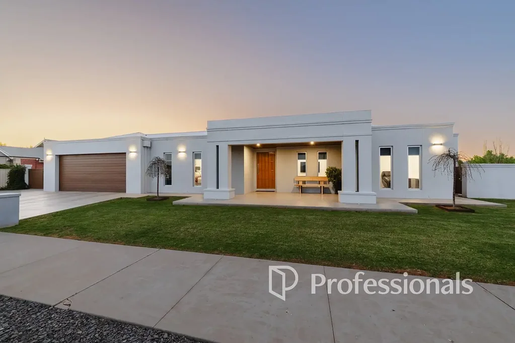 Mildura 4Kwarto Stylishly Crafted Excellence