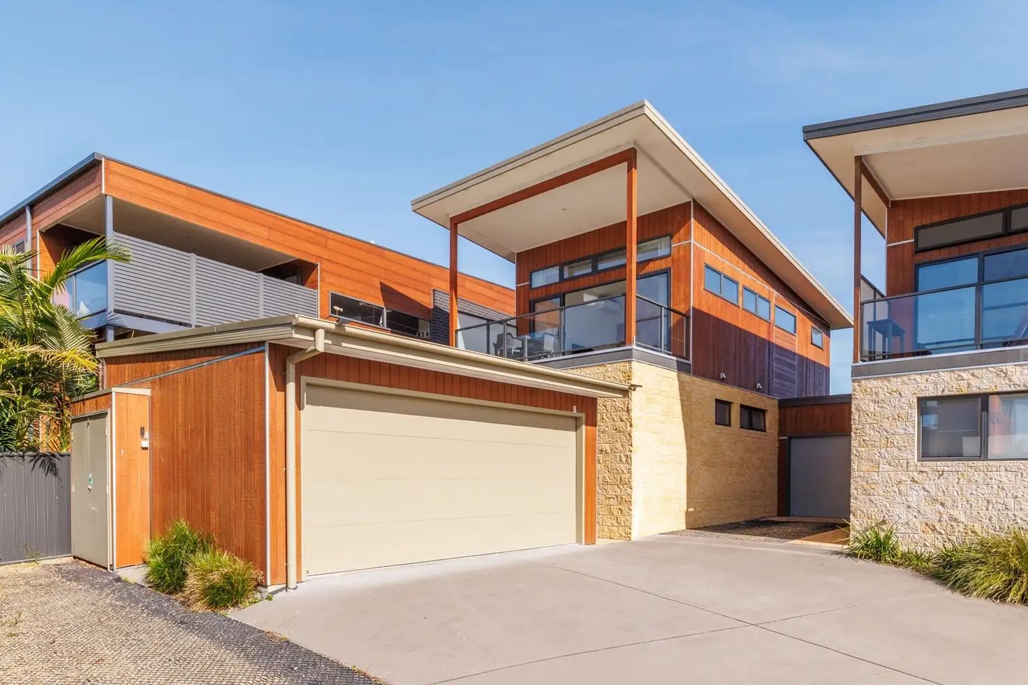 Unit 5/6 Lake St, Eden, NSW 2551, 2房, 3浴, Unit