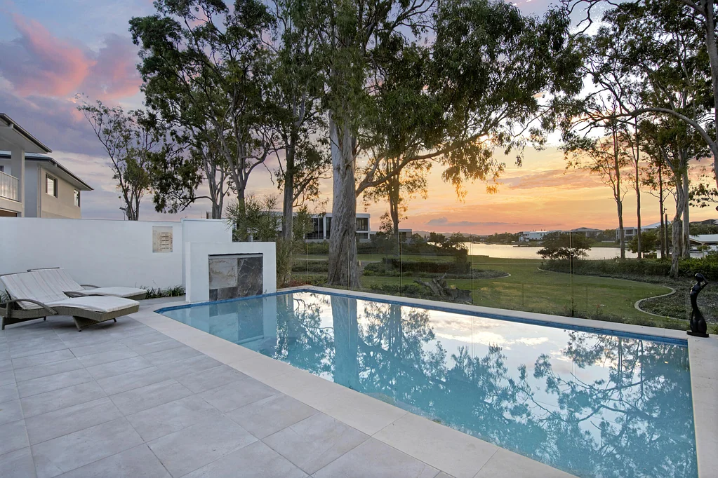 Helensvale 4غرفة نوم Unparalleled Positioning - Serenity Awaits