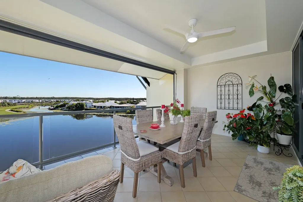 18/1 Millennium Circuit, Pelican Waters, QLD 4551