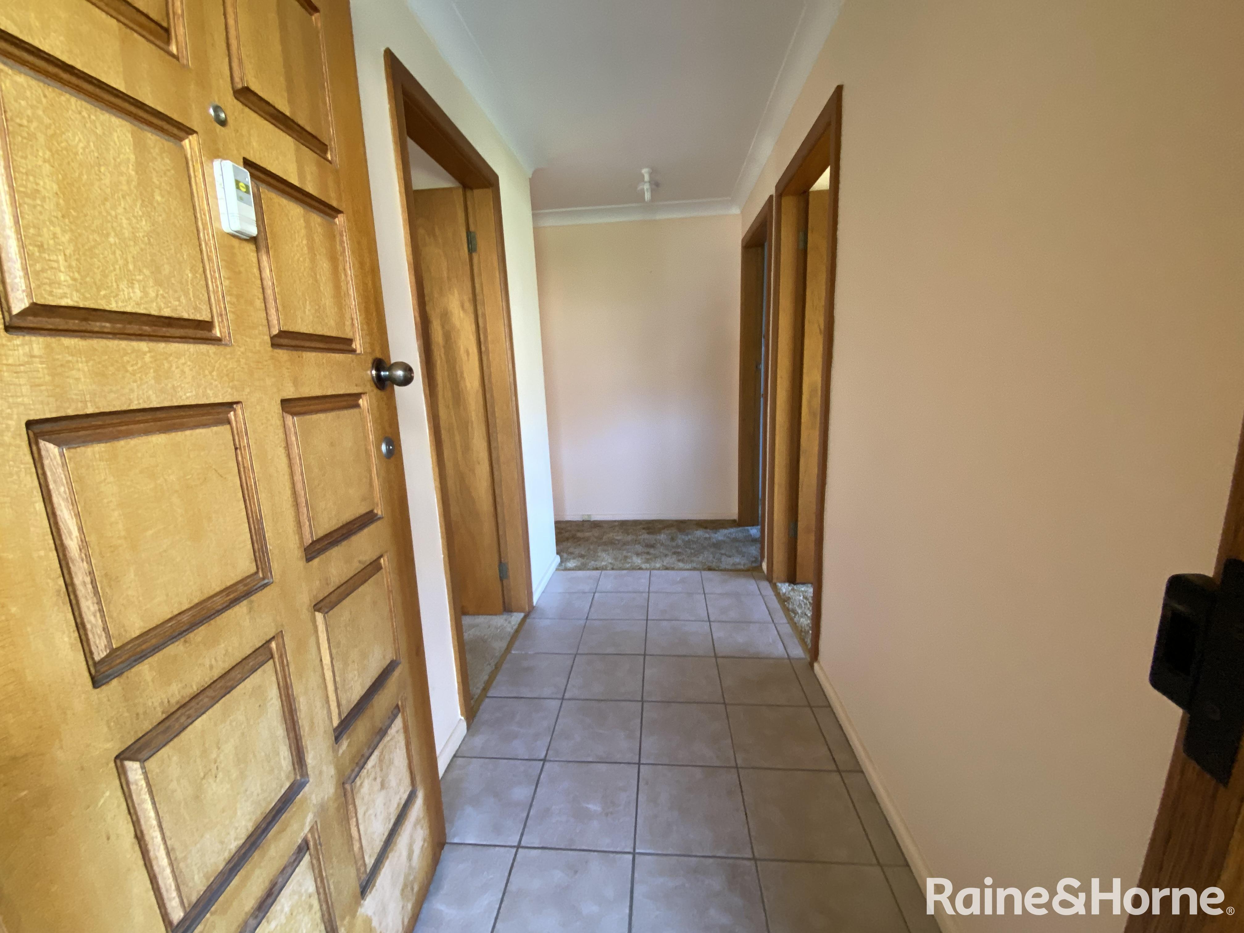 3 AMANGU CL, ORANGE NSW 2800, 0 chambres, 0 salles de bain, House