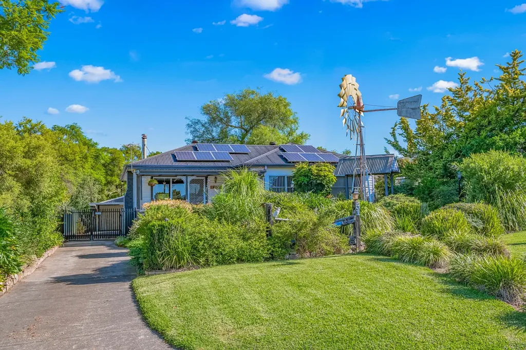 Gloucester 3ห้องนอน Charming,  Spacious country Home in a Prime Location