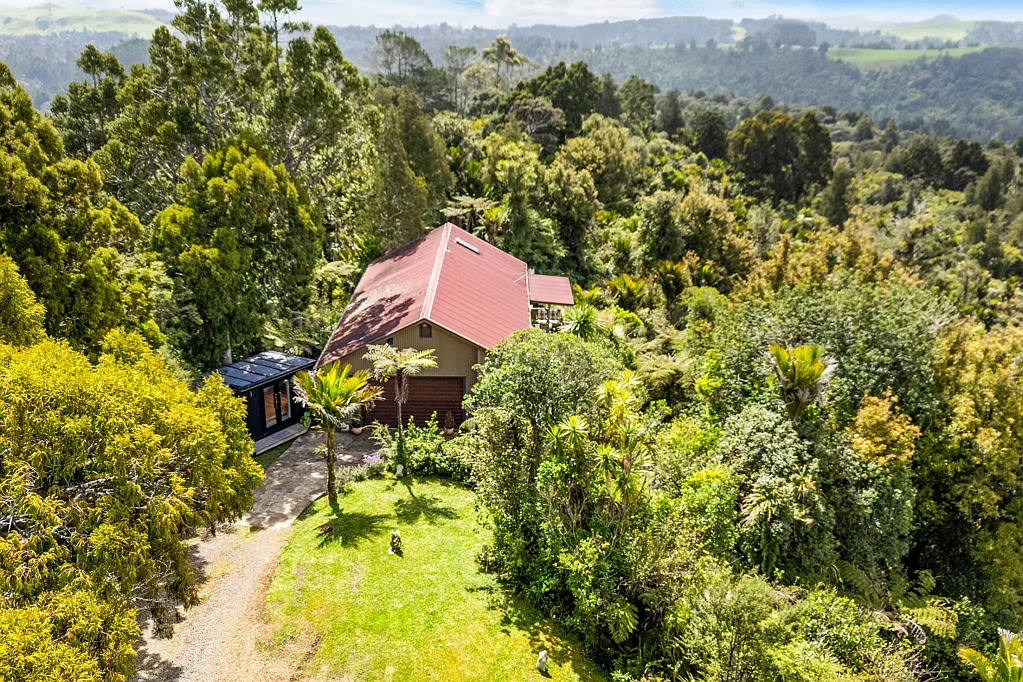 Waitakere 1房  Build, Create, or Simply Escape