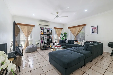 Silid Pahingahan - 22 Trochus Crescent, Woolner, NT 820