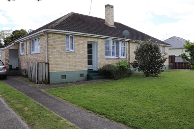 Huntly 2chambre Price reduced - Solid investment or comfy home!